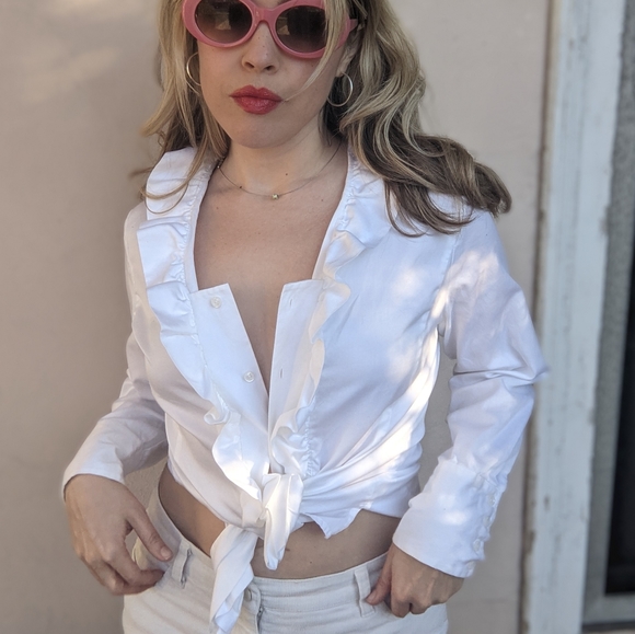 Y2K Ruffle Collar Blouse - Picture 5 of 6